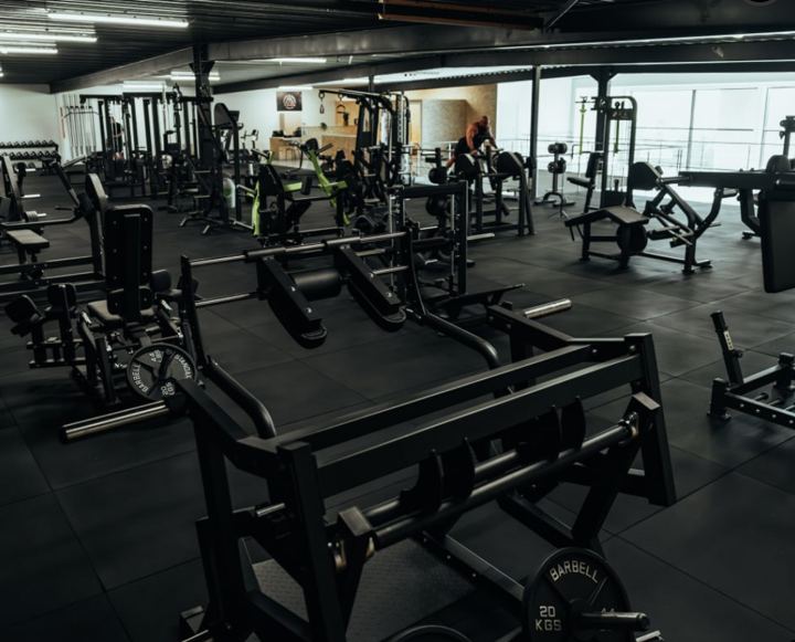 Inside Ironcircle Gym, the BASIXX partner gym in Bredene, Belgium