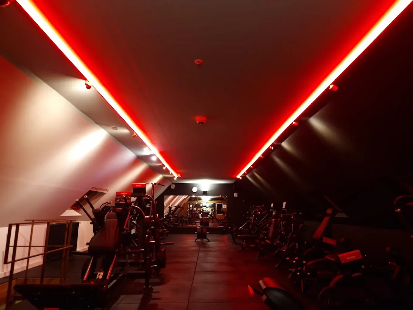 Pure Senses - Premium Gym in Bruges, Belgium — photo 8 of 9